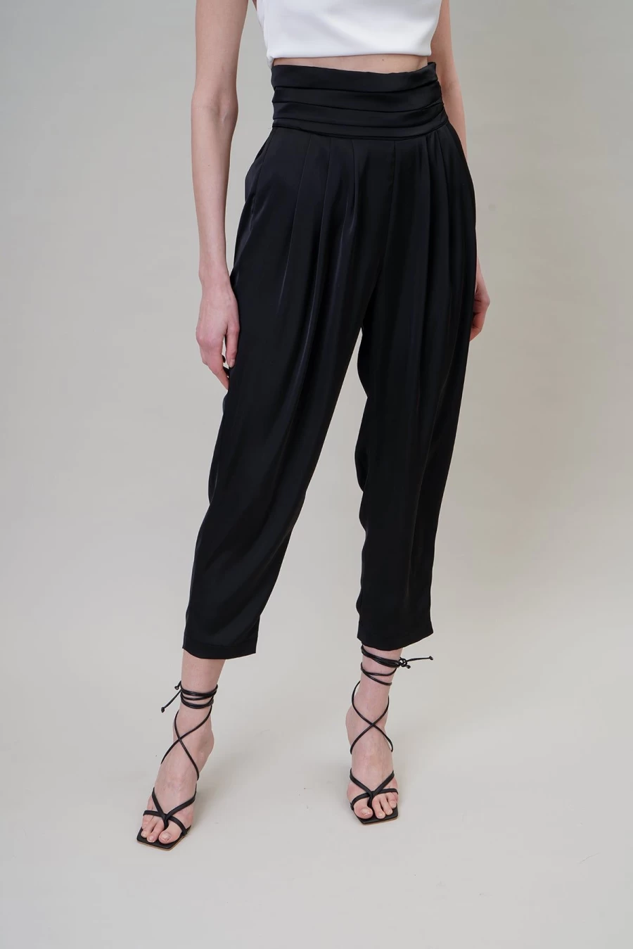 Vanina Women's Papillon Pants - Stylish & Comfortable Bottoms for Everyday Wear